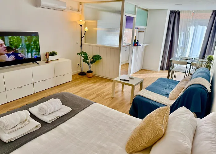 Estudio En Nogalera Con Piscina