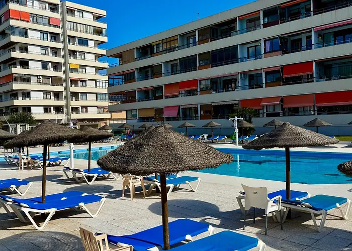 Estudio En Nogalera Con Piscina *