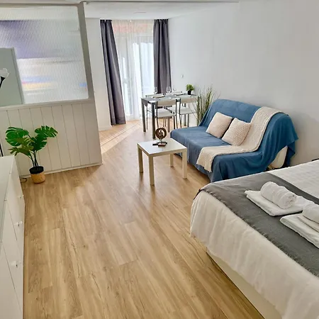 Διαμέρισμα Estudio En Nogalera Con Piscina
